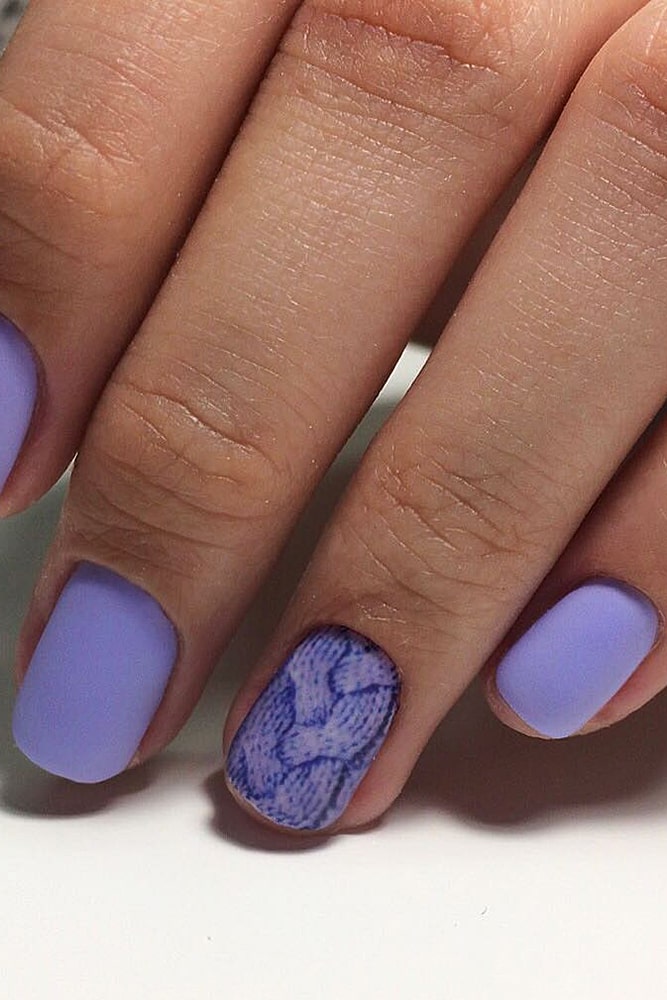 матовый маникюр лаванда