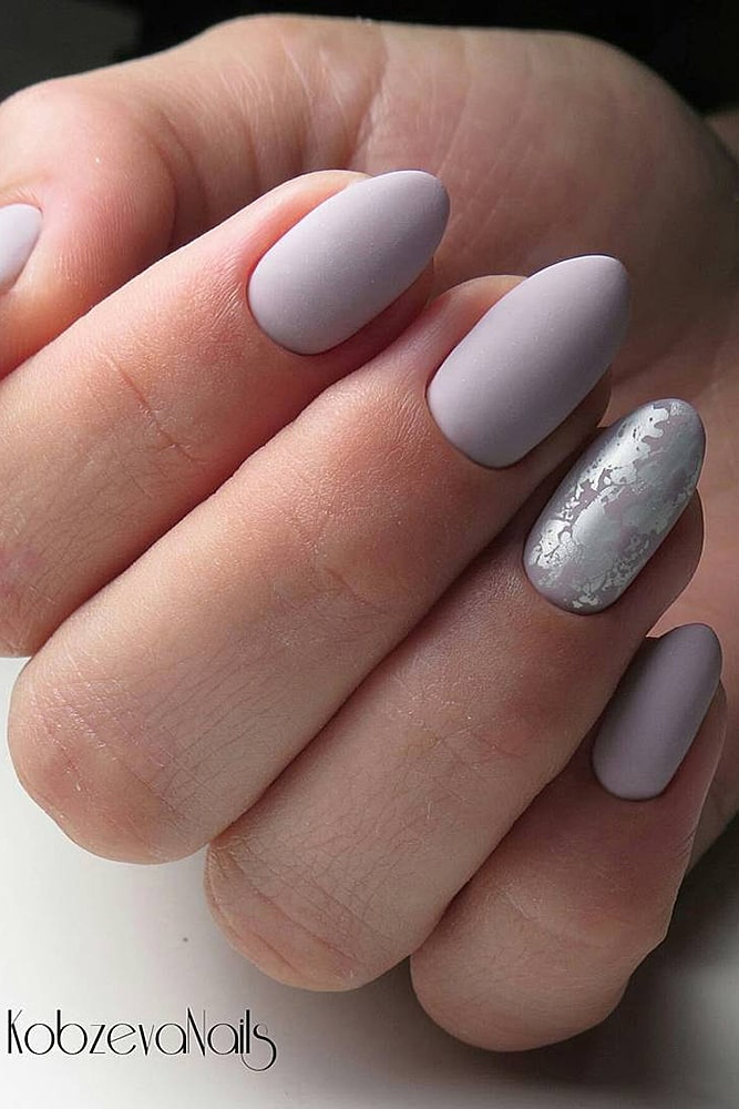 маникюр с фольгой