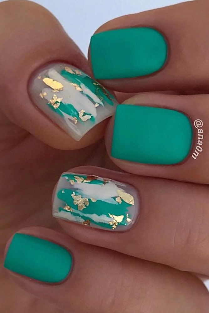 маникюр с фольгой