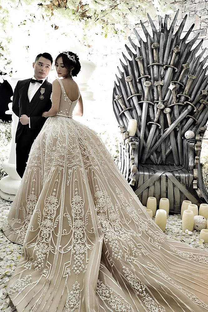 игра престолов свадьба молодожены декор