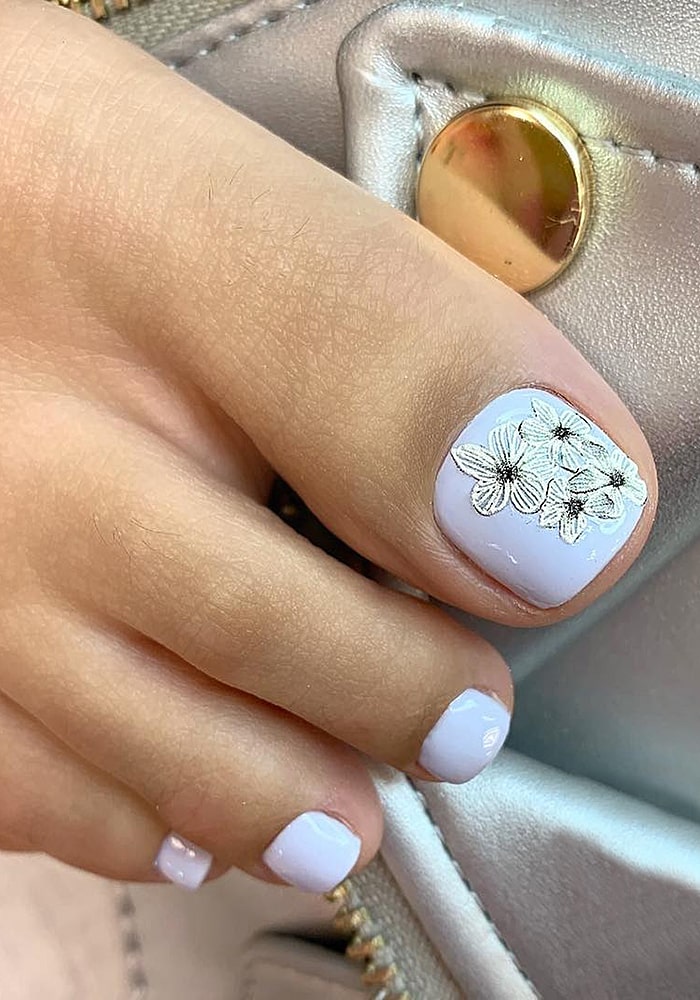 модный педикюр зефир