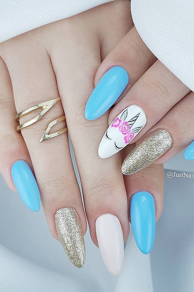 красивый маникюр бирюза