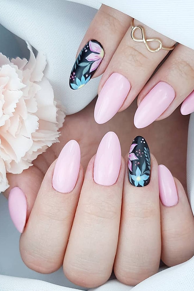 красивый маникюр нежно-розовый