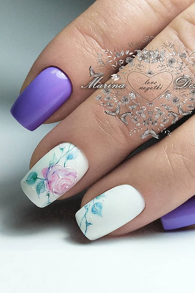 красивый маникюр роза