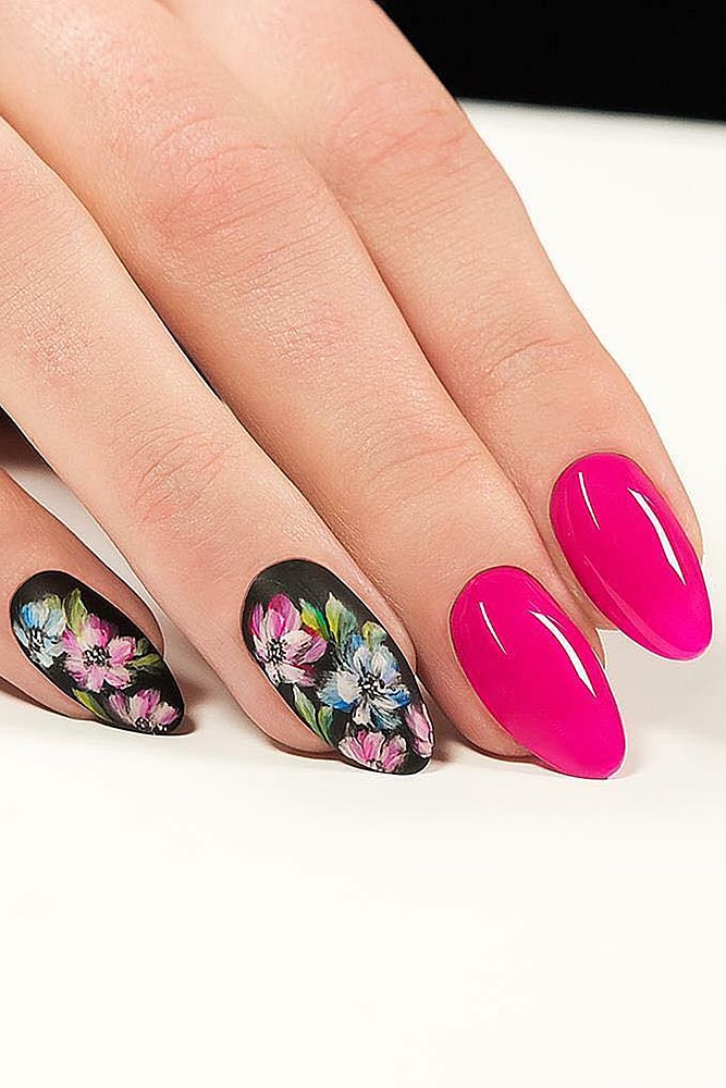 красивый маникюр цикломен