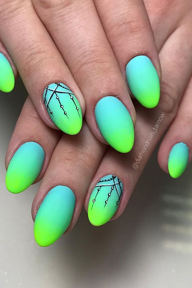 маникюр омбре салатный