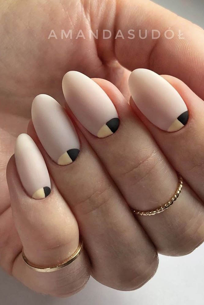 матовый маникюр нюдовый нежный