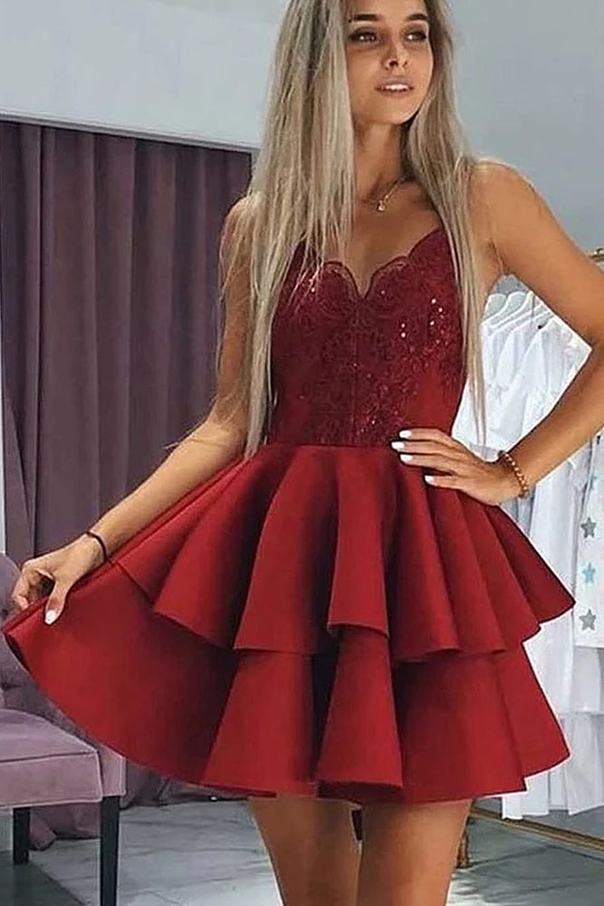 коктейльные платья алый