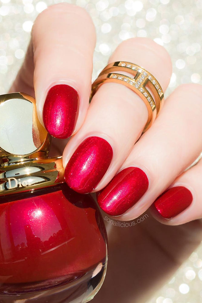 маникюр день святого валентина алый