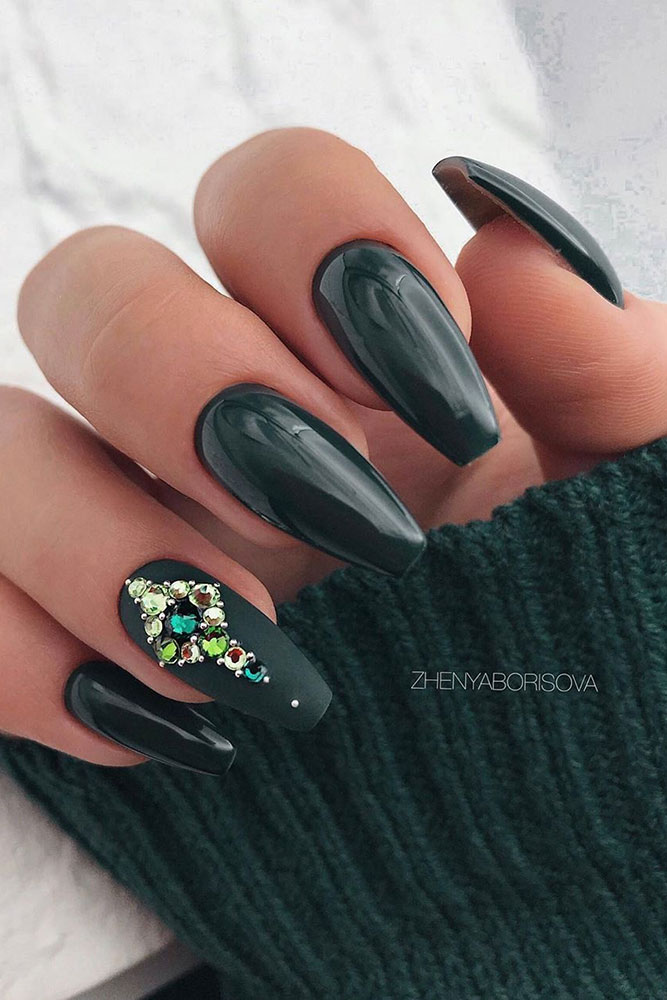 маникюр день святого валентина зеленый