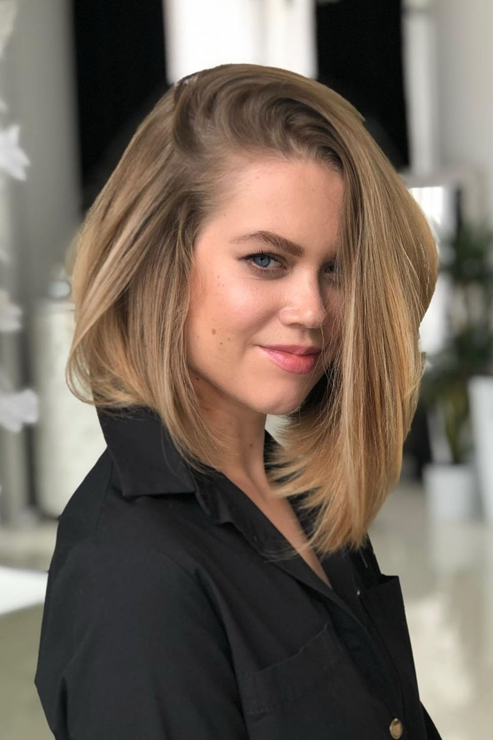 модные стрижки каре блонд