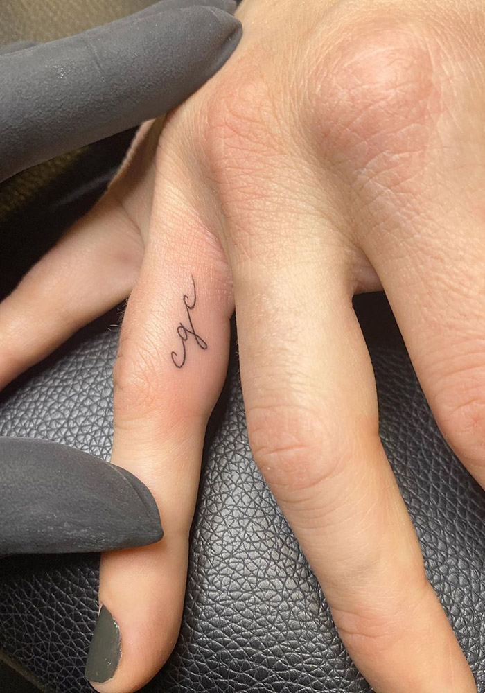 маленькие татуировки надпись