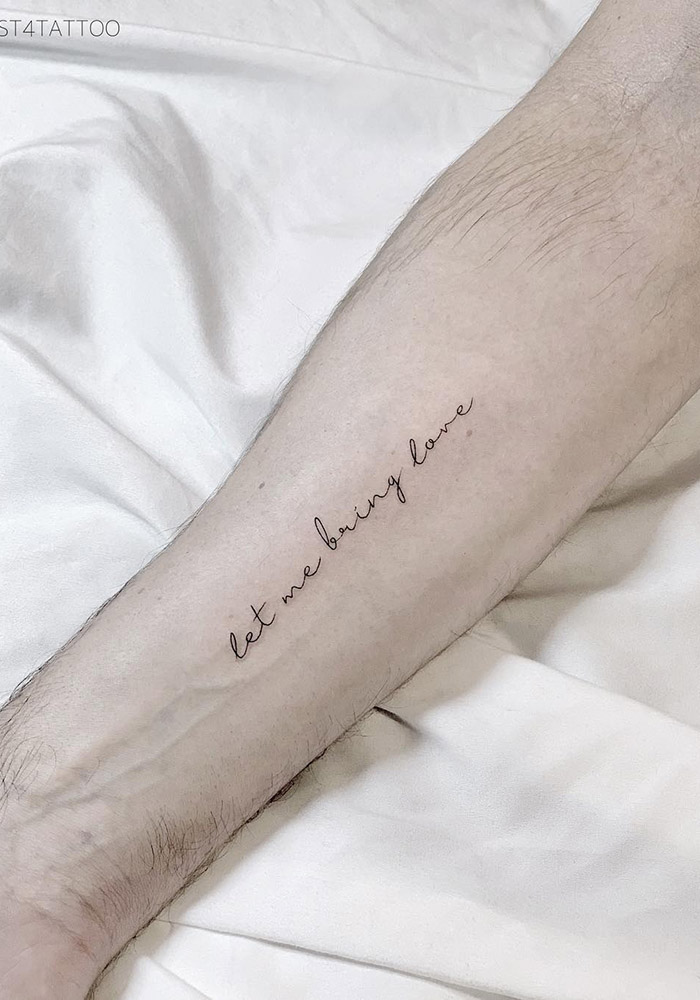 маленькие татуировки надпись