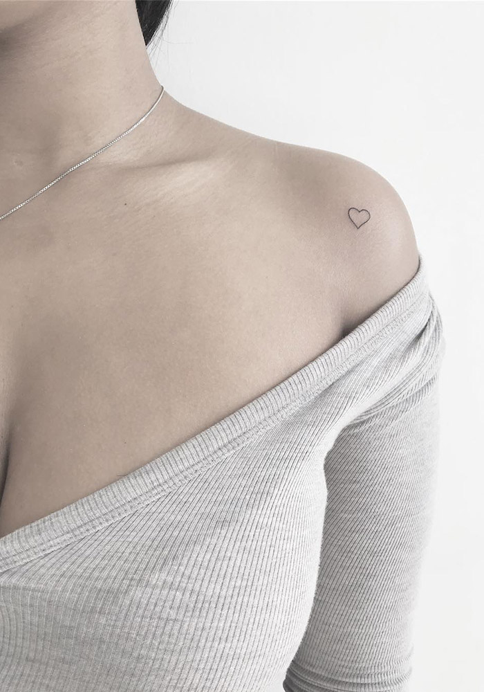 маленькие татуировки плечо