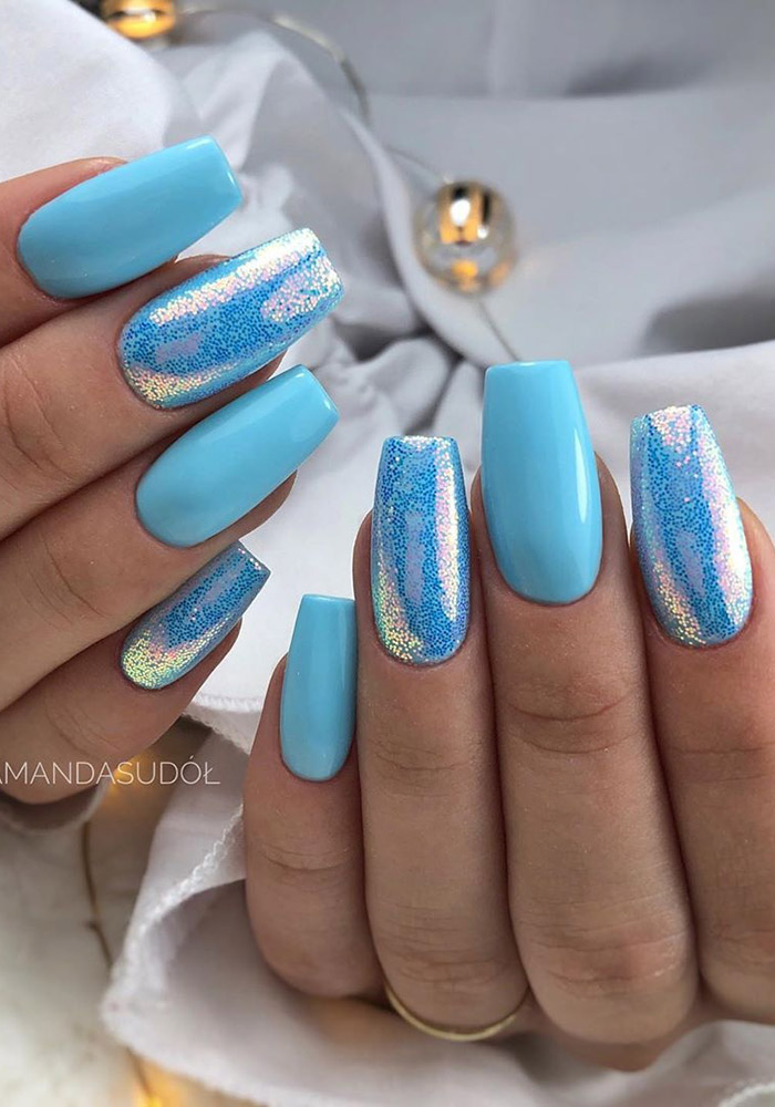 маникюр на 8 марта бирюза