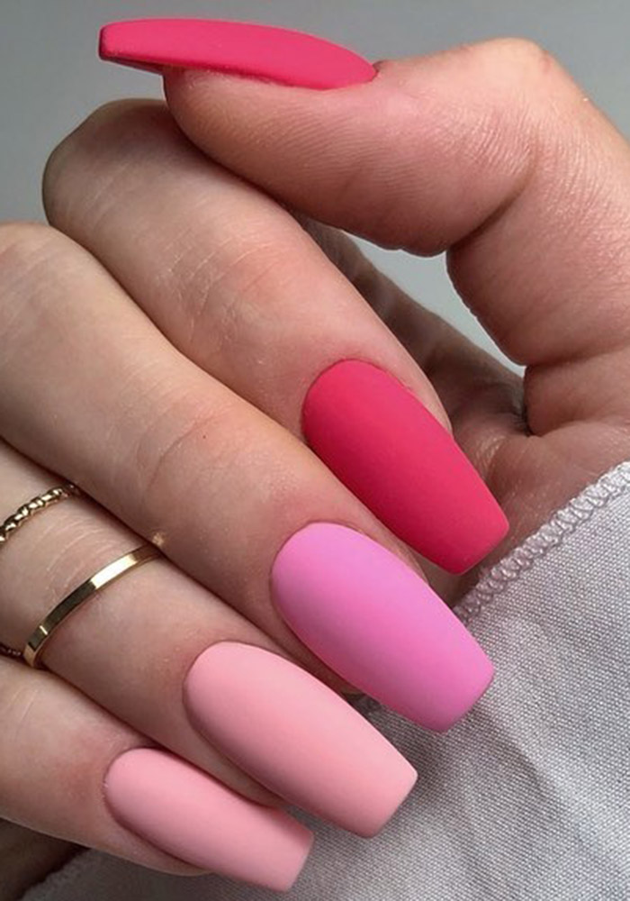 маникюр на 8 марта матовый