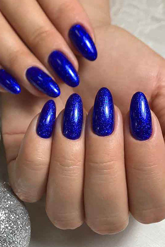 модный маникюр фиолетовый