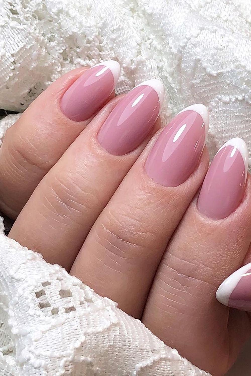 модный маникюр френч классик