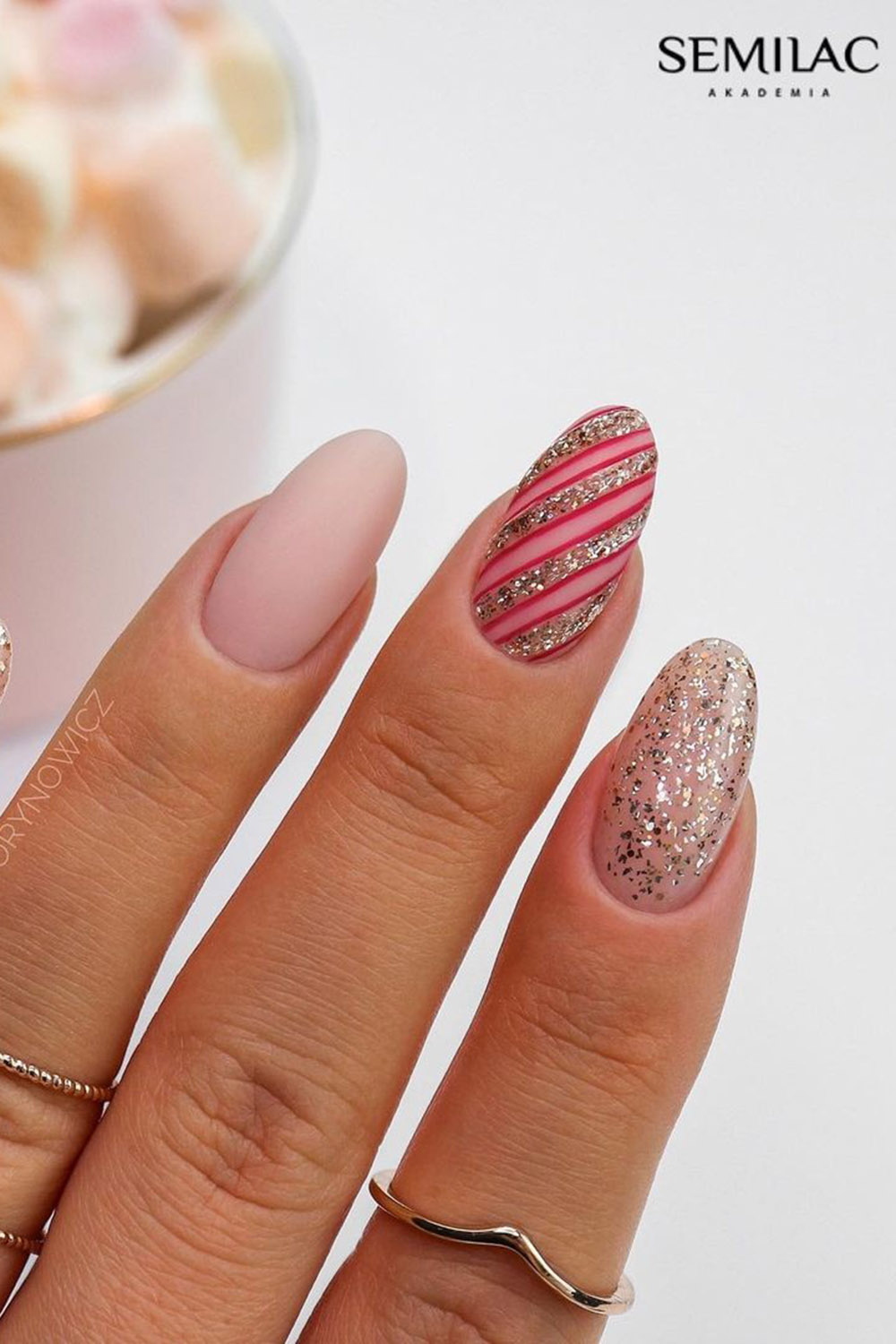 маникюр матовый втирка