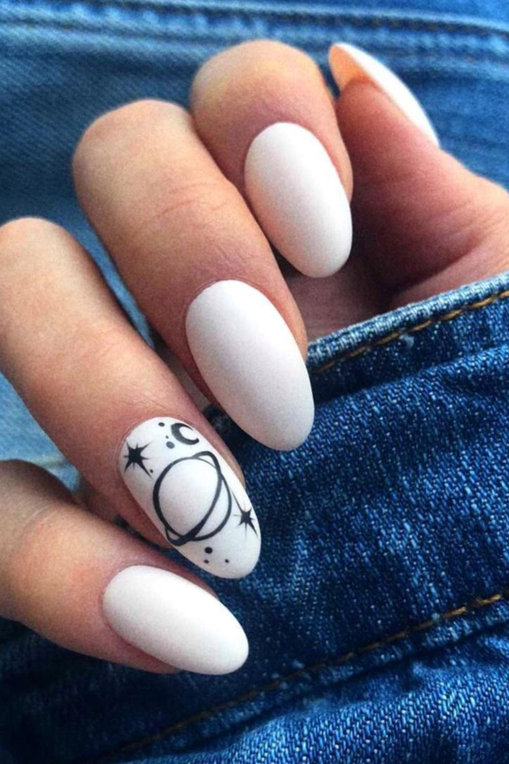 маникюр матовый космос