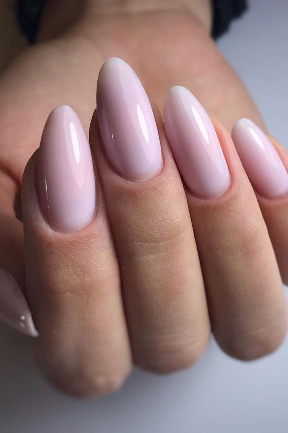 модный маникюр зефирный