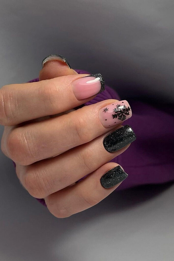 новогодний маникюр маникюр со снежинками черный френч
